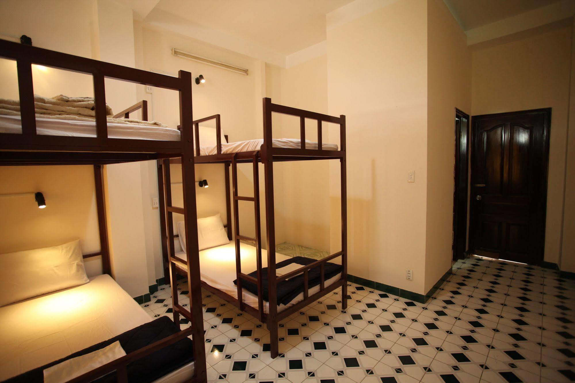 Saigon Inncrowd Ho Chi Minh City Exterior photo
